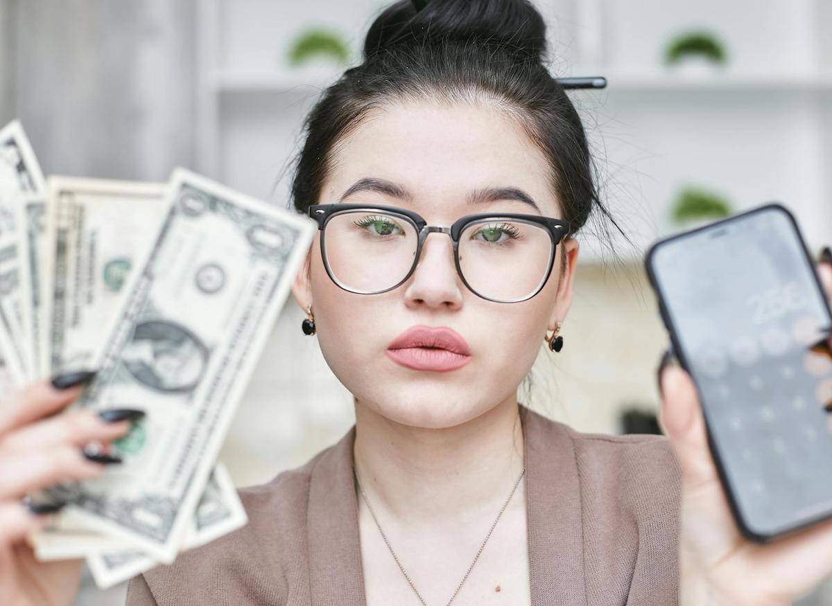 ilustrasi Gen Z (Pexels.com/Mikhail Nilov)