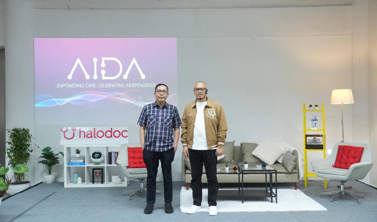 Dr. dr. Slamet Budiarto (Ketua PB IDI) dan Ardhitya Rinaldo (Managing Director Halodoc).JPG