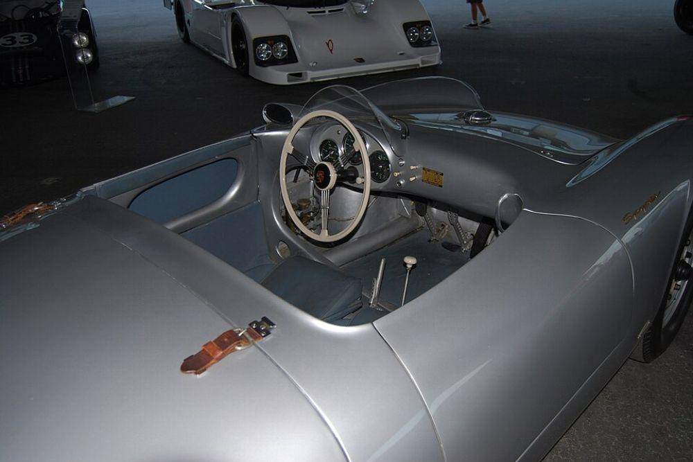 Mobil Porsche 550 Rennsport Spyder 1953