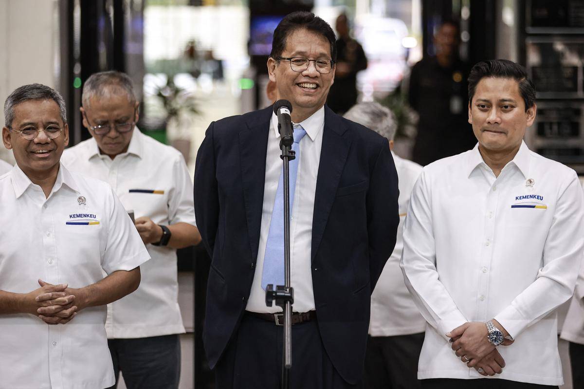 antarafoto-menteri-keuangan-yang-baru-kunjungi-kantor-kemenkeu-1757408023.jpg