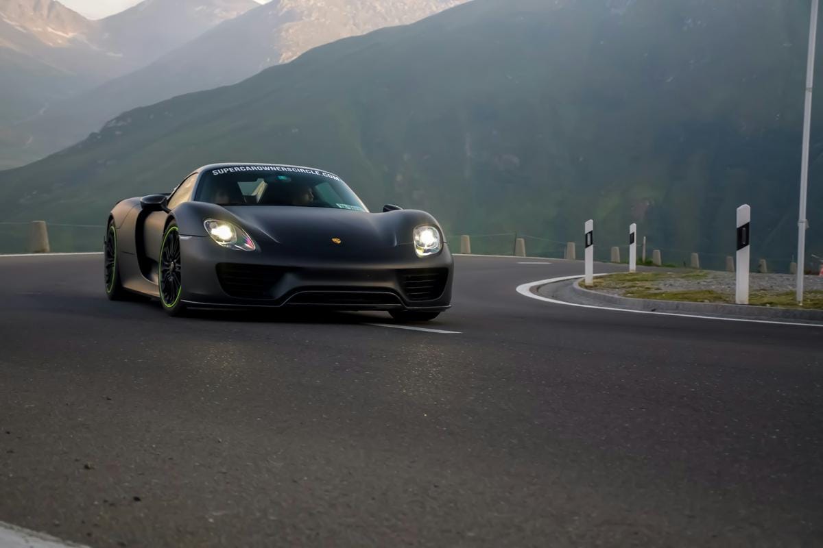 Permintaan Mobil Mewah Lesu, Porsche Siapkan Rencana Pemulihan Bisnis