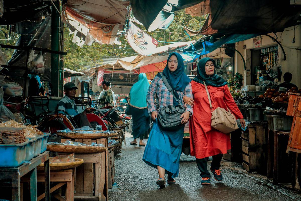 Ilustrasi Belanja di Pasar