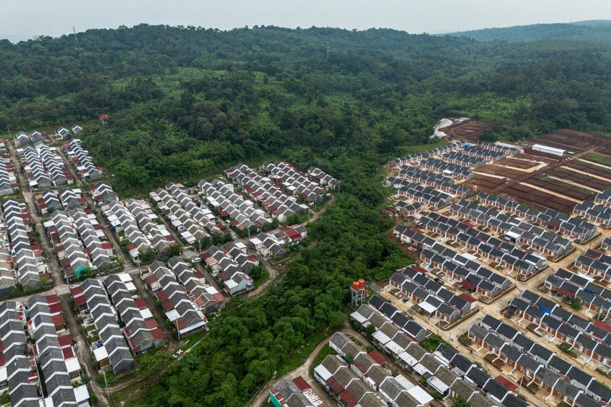 Ilustrasi foto udara kompleks perumahan KPR subsidi. (ANTARA FOTO/Aprillio Akbar)