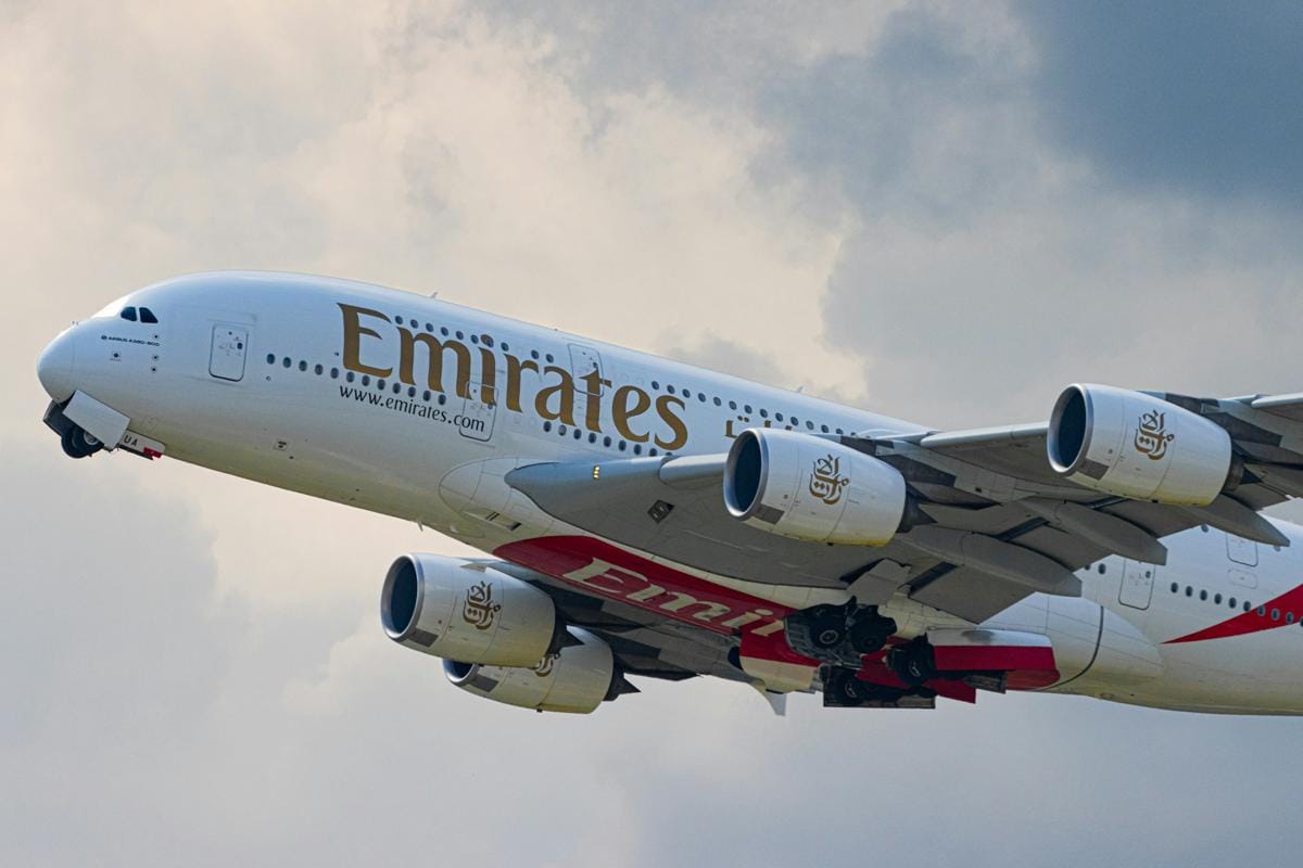 maskapai Emirates
