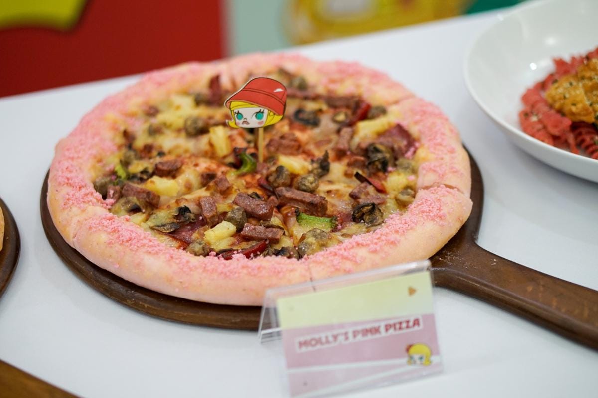 Foto 6 - Molly’s Pink Pizza.jpg