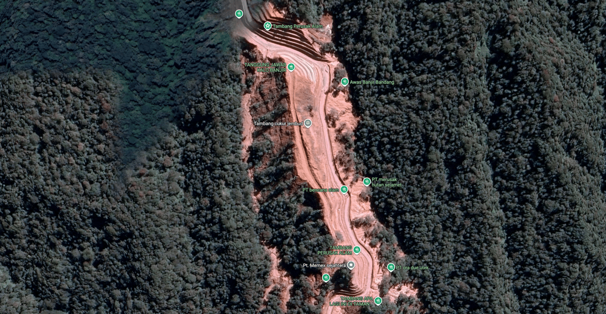 Foto satelit kondisi di sekitar kawasan Gunung Slamet yang viral di media sosial diduga akibat tambang ilegal. (IDN Times/Dhana Kencana)