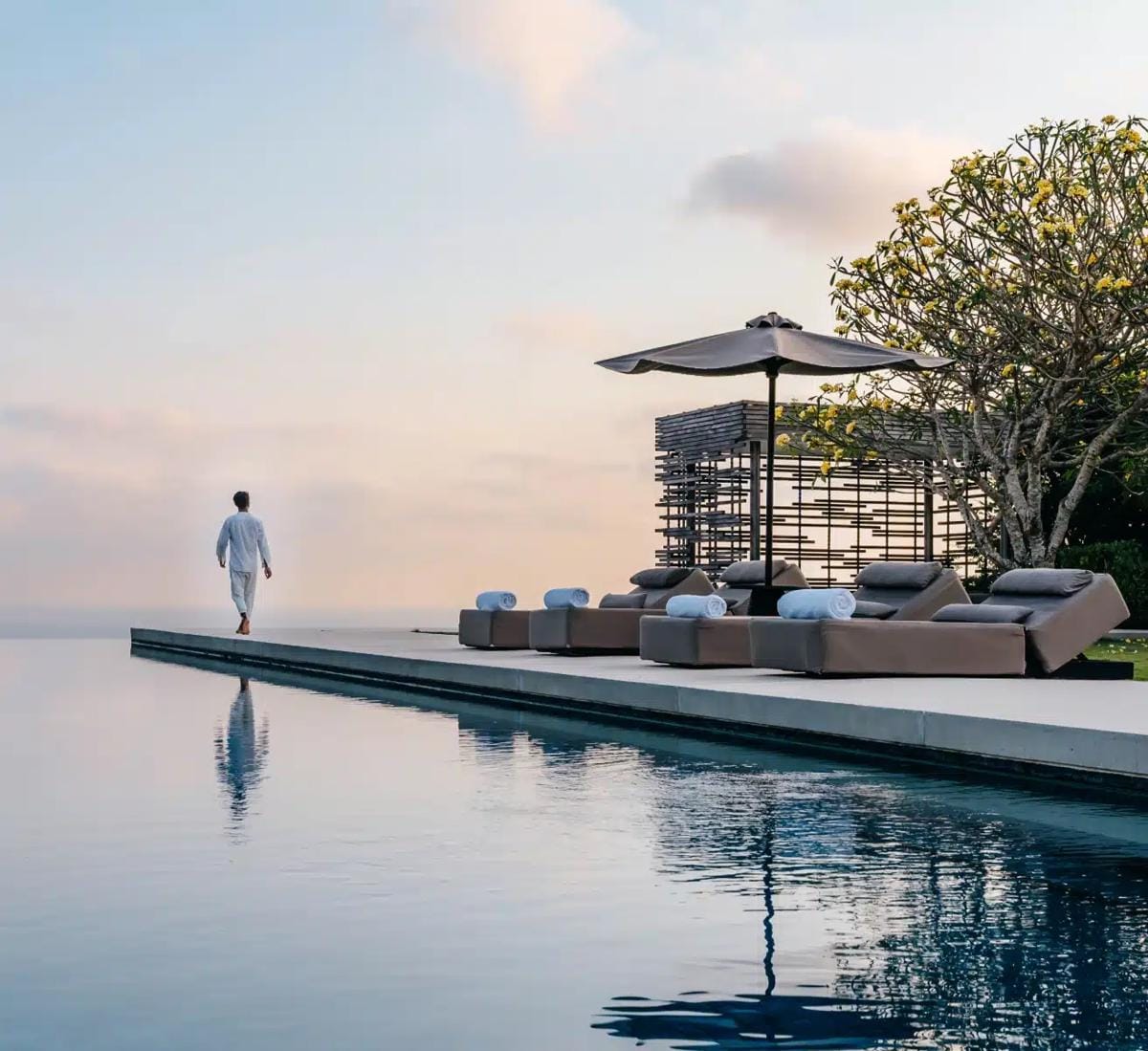 PT Bukit Uluwatu Villa Tbk