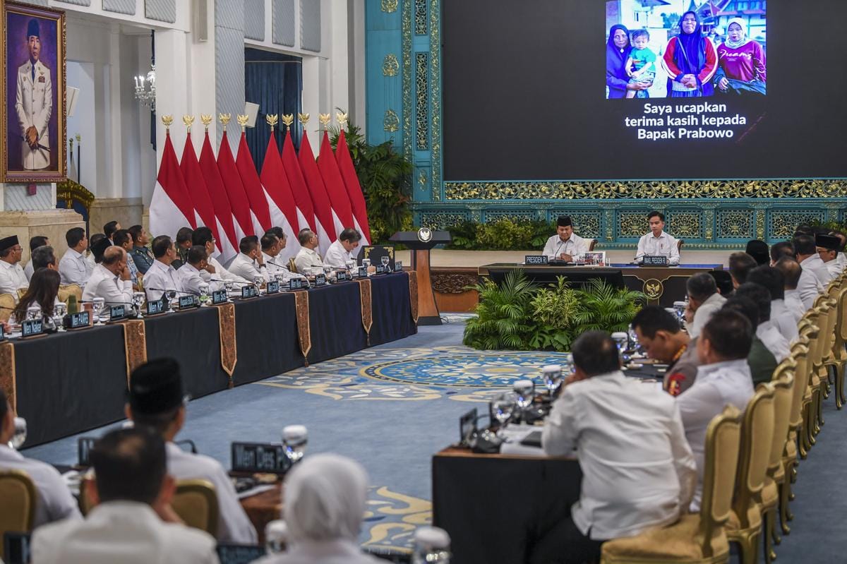 antarafoto-presiden-prabowo-pimpin-sidang-kabinet-paripurna-1765848767.jpg