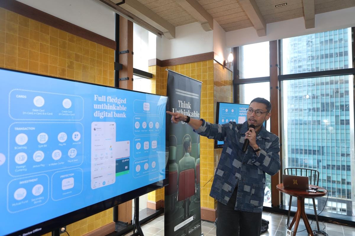 Digital Banking Product and Innovation Head SMBC Indonesia, Febri Rusli