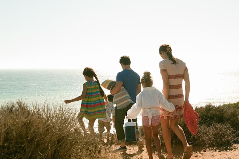 ilustrasi liburan keluarga (unsplash.com/Getty Images)