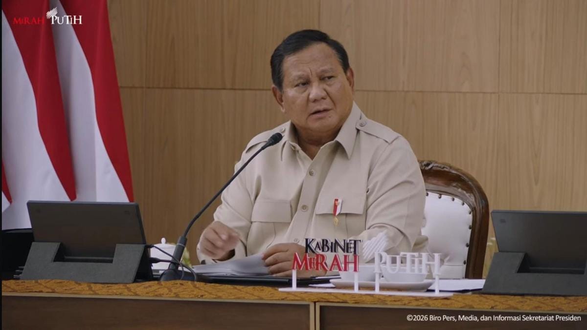 Presiden Prabowo Subianto membuka retret Kabinet Merah Putih jilid II di kediaman pribadinya di Hambalang