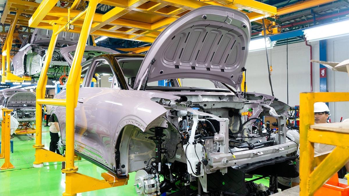 Foto 2 - Geely memperkuat ekosistem kendaraan listrik nasional melalui kolaborasi strategis dengan Gotion untuk pemasokan battery cell Geely EX2.