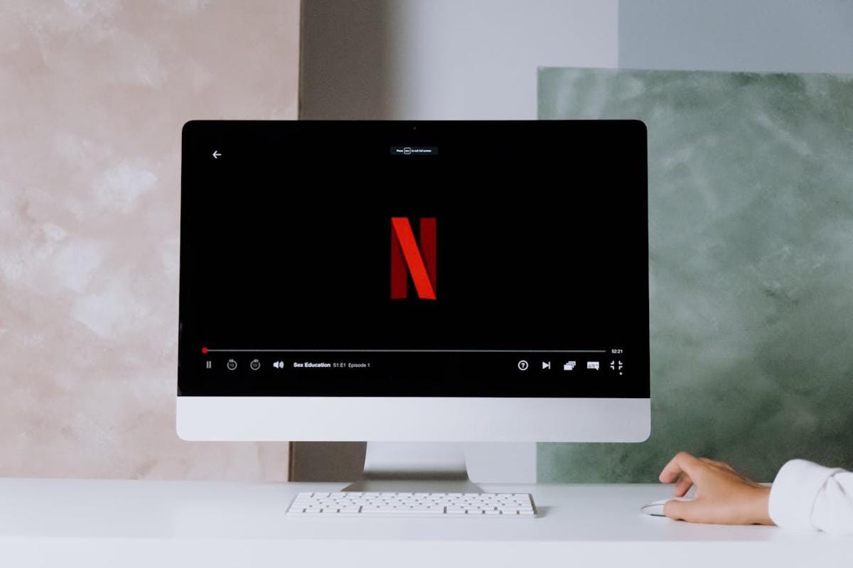 Ilustrasi membuka Netflix