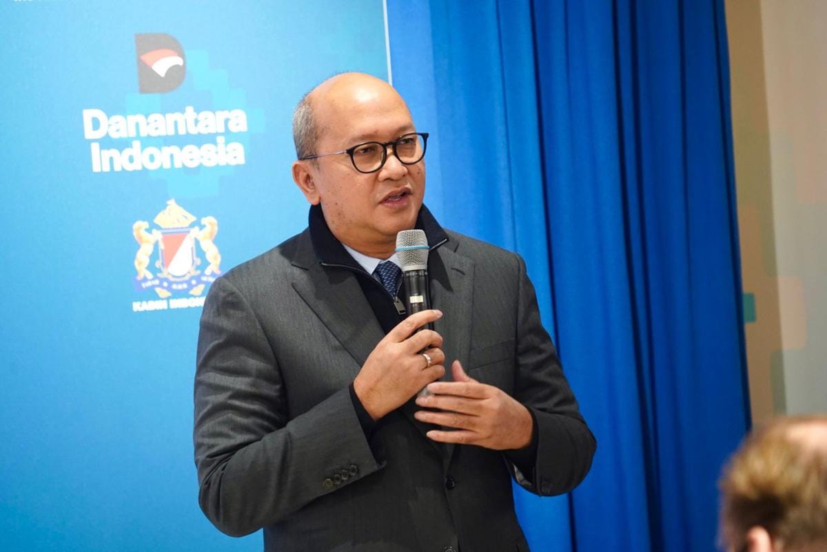CEO Danantara Indonesia, Rosan Roeslani, pada cara opening ceremony Paviliun Indonesia di Davos, Swis