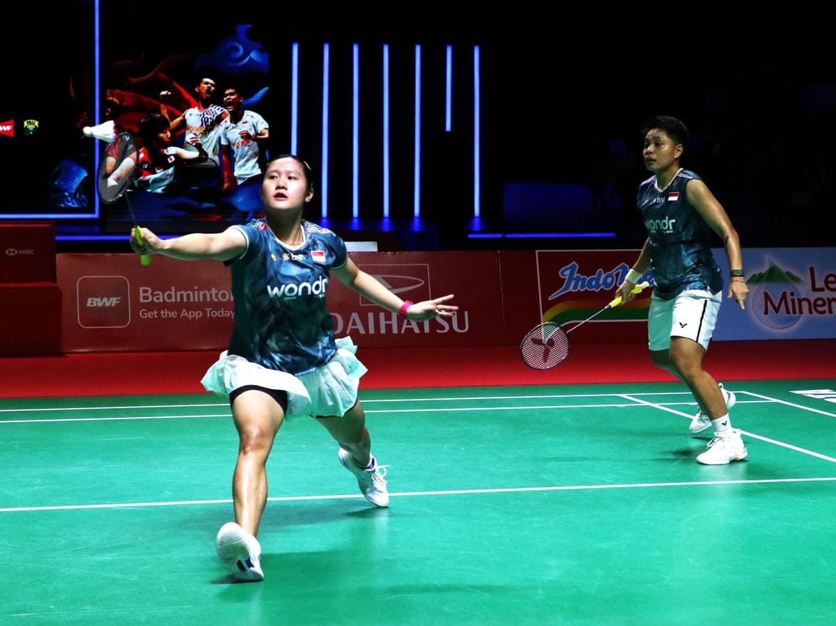 Lanny Tria Mayasari/Apriyani Rahayu angkat koper dari Indonesia Masters 2026 usai kalah di laga semifinal.