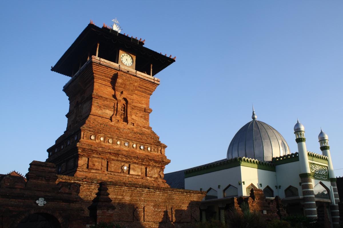 Masjid Menara Kudus (commons.wikimedia.org/PL09Puryono)