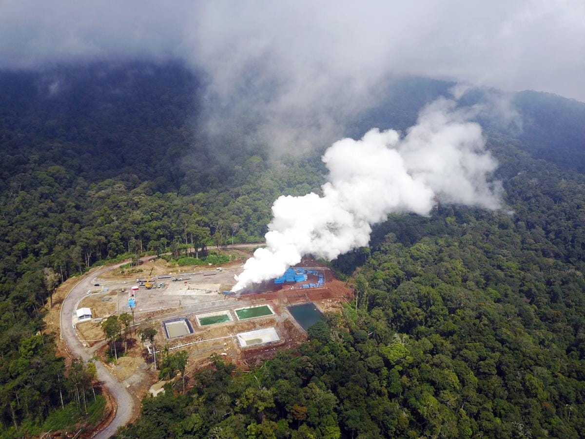  Pertamina Geothermal Energy (PGE) Serahkan Dokumen Teknis Proyek PLTP Bukit Daun
