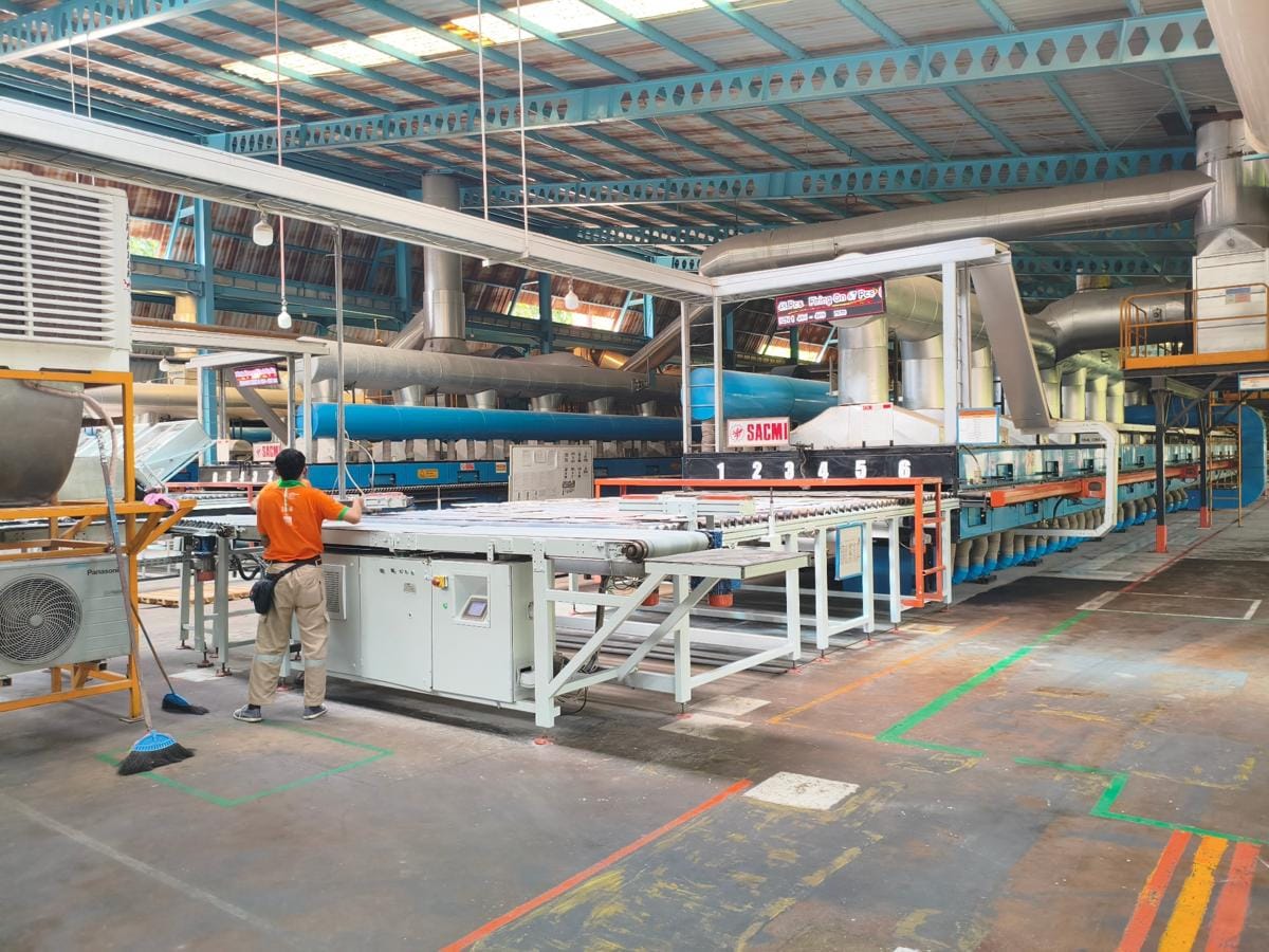 Bos Arwana Bangun Industri Keramik dari Modal Kepercayaan