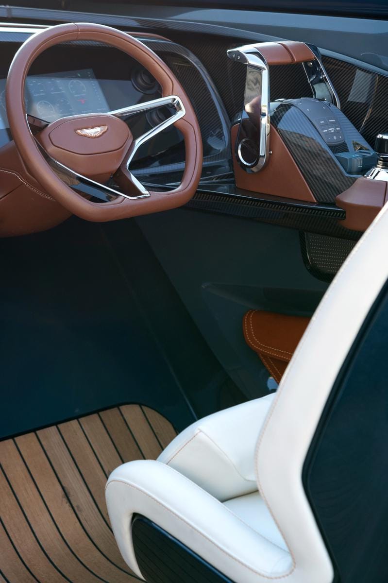 AM_37_Batch_2_-Â_Photo_Max_Earey_136 (1).jpg