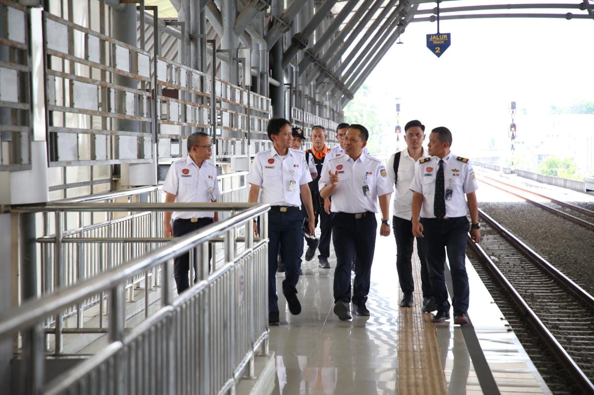 Dirut KAI Tinjau Layanan Lebaran di Sumut, Pastikan Layanan Maksimal