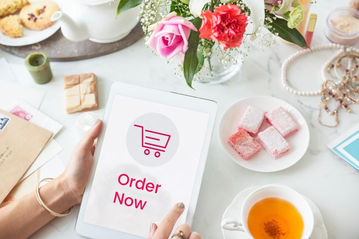 Studi Visa: 62 Persen Masyarakat RI Belanja Online Lebih Sering 2025 