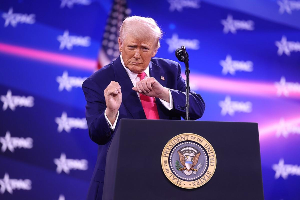 Perang Memanas, Kekayaan Trump Justru Melonjak ke Rp107 Triliun