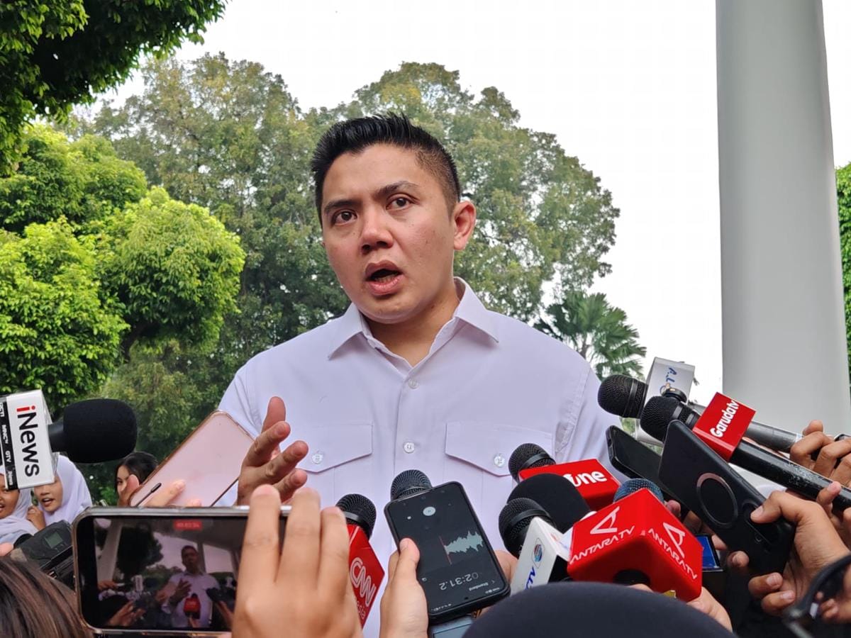 Teddy: Presiden Tanggung Ongkos Lawatan Luar Negeri yang Lebihi Anggaran