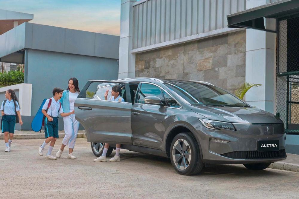 Mobil listrik 7 seater di Indonesia dari ALETRA