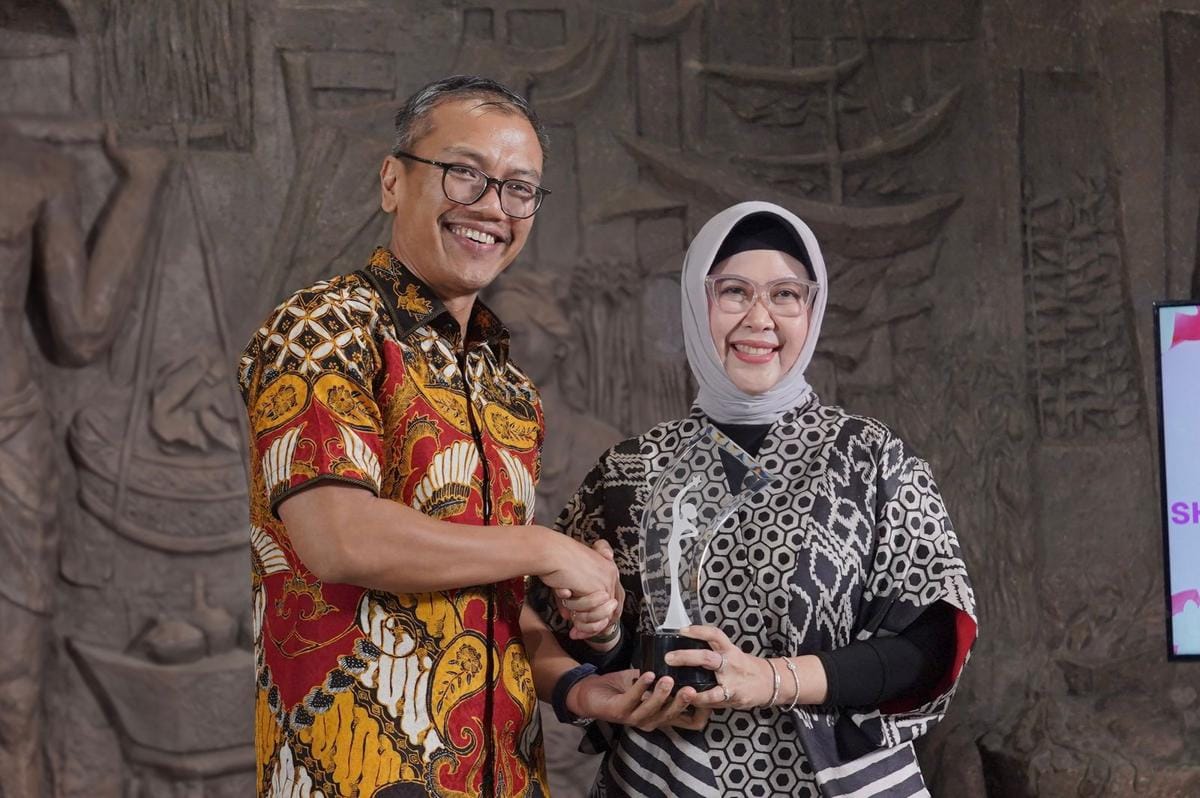 Direktur Human Capital Pegadaian Raih Penghargaan dengan Filosofi EMAS