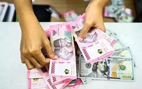 Pemerintah Pasang Target Kurs Rupiah di Rp17.000-an, Realistis Atau Pesimis?