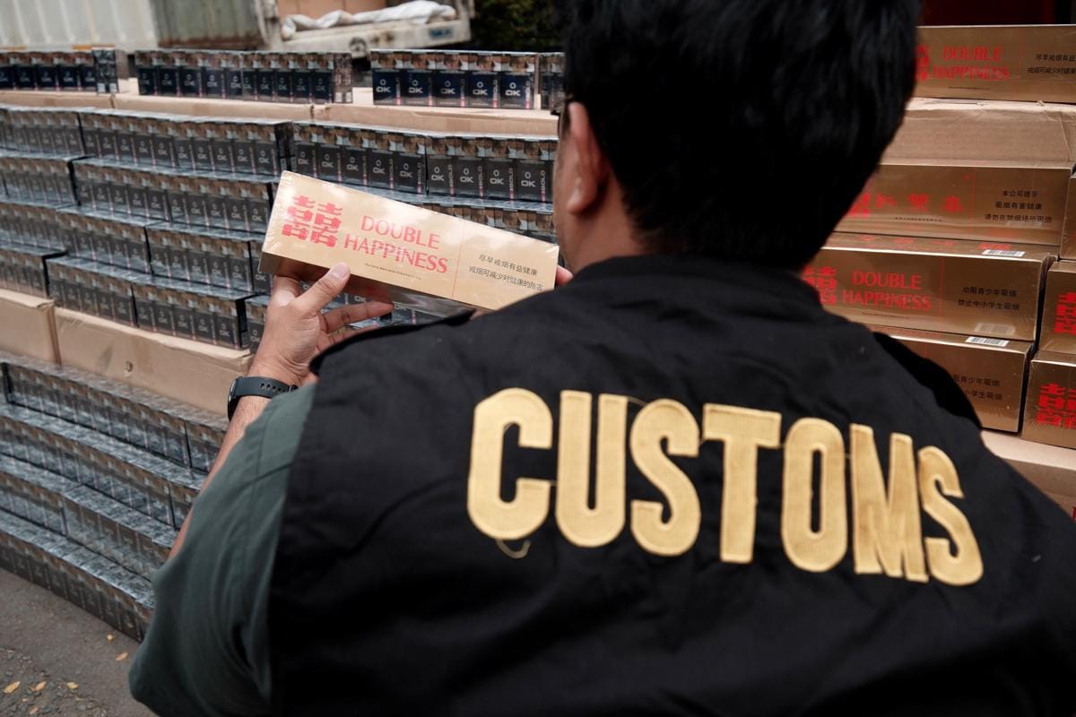 Bea Cukai Sita 8,2 Juta Batang Rokok Ilegal, Cegah Kerugian Rp7,9 M