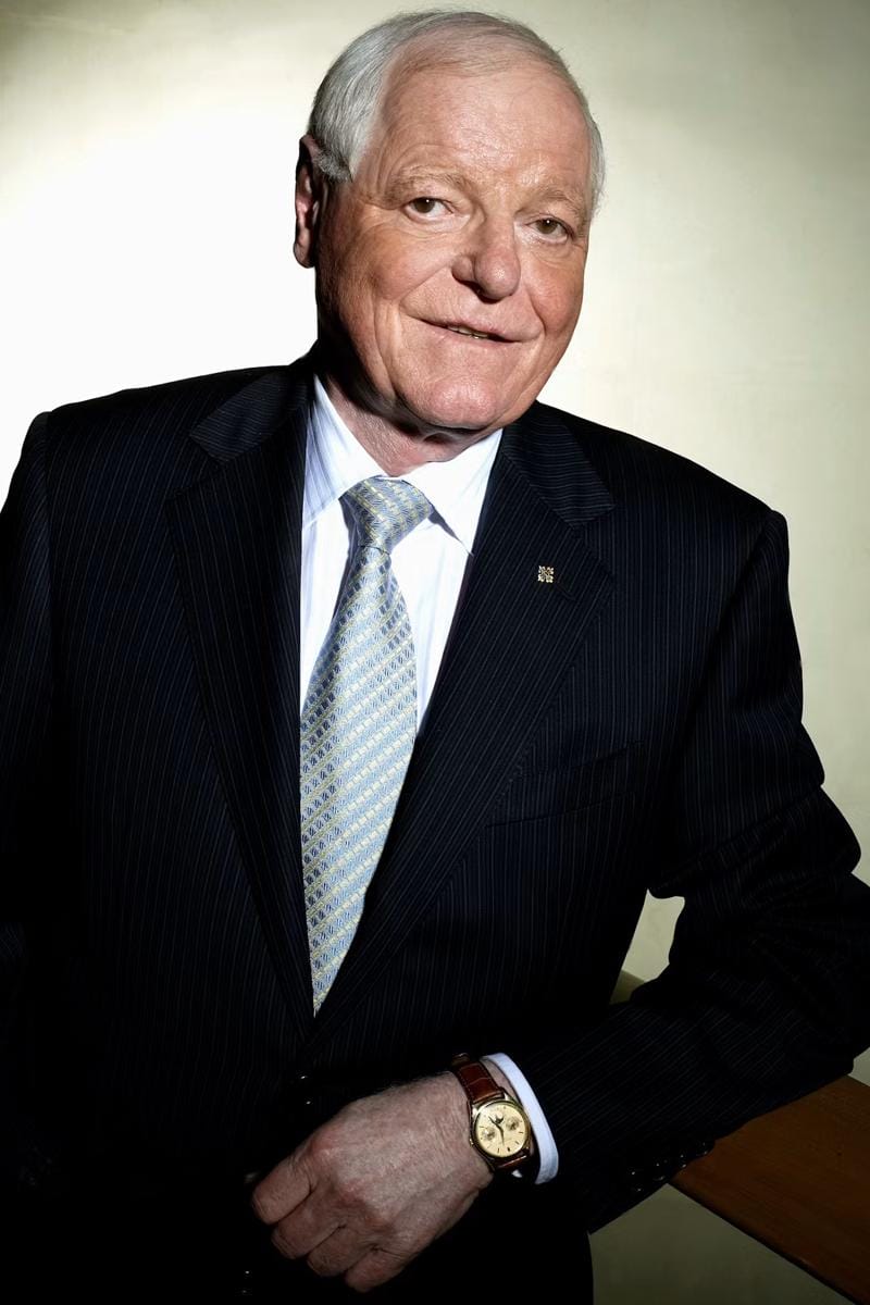 MrPhilippeSTERN_Honorary_President_of_Patek_Philippe_02.jpg