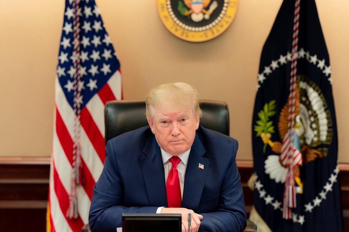Harga Minyak Anjlok 4,5% Usai Trump Batalkan Serangan ke Iran