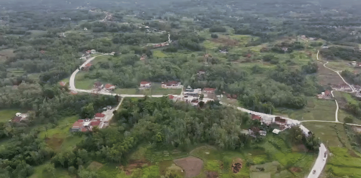 Prabowo Resmikan Jalan Daerah 1.151 Km Senilai Rp5,4 T