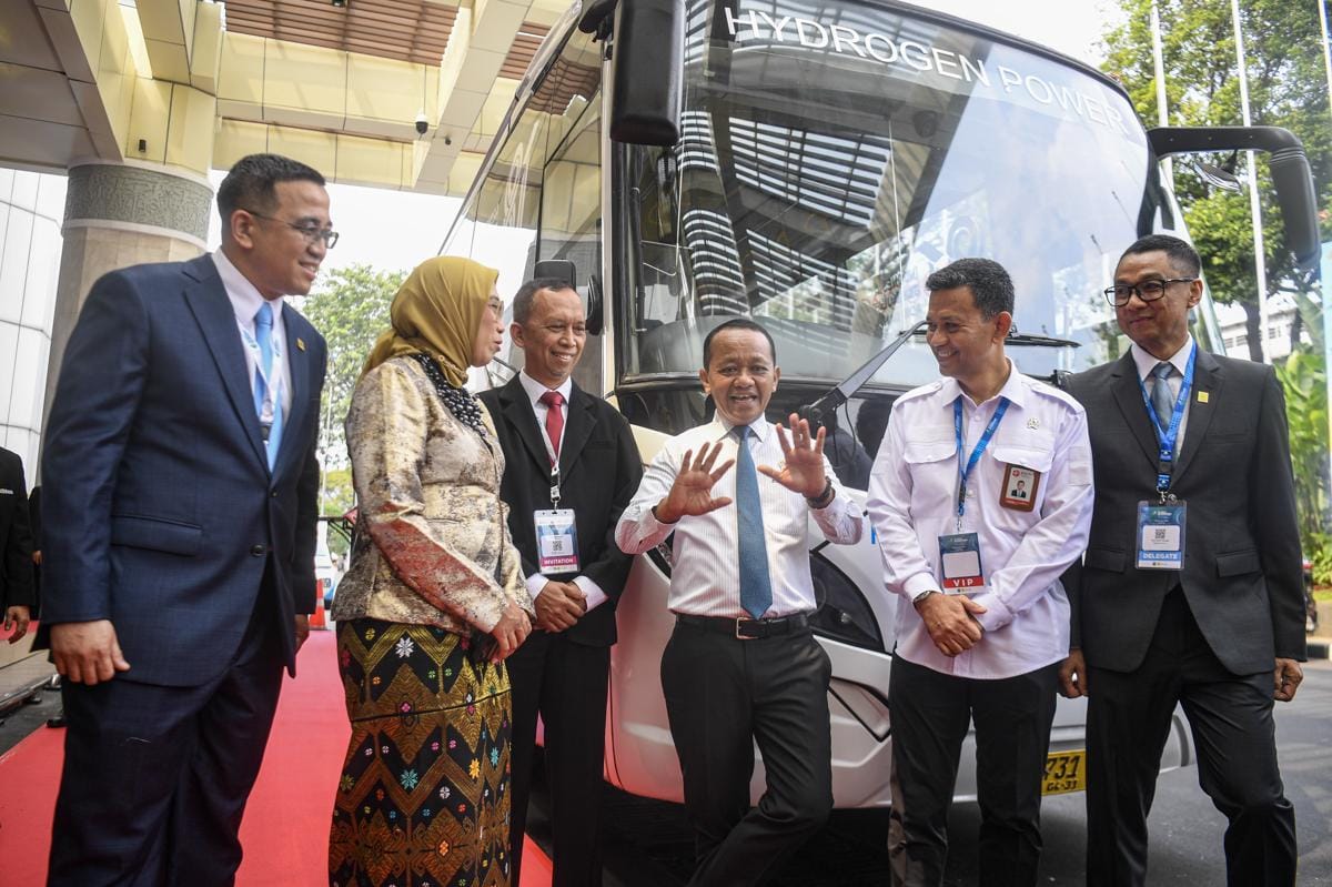 Bahlil Yakin Kendaraan Hidrogen Bakal Saingi Kendaraan Listrik (EV)