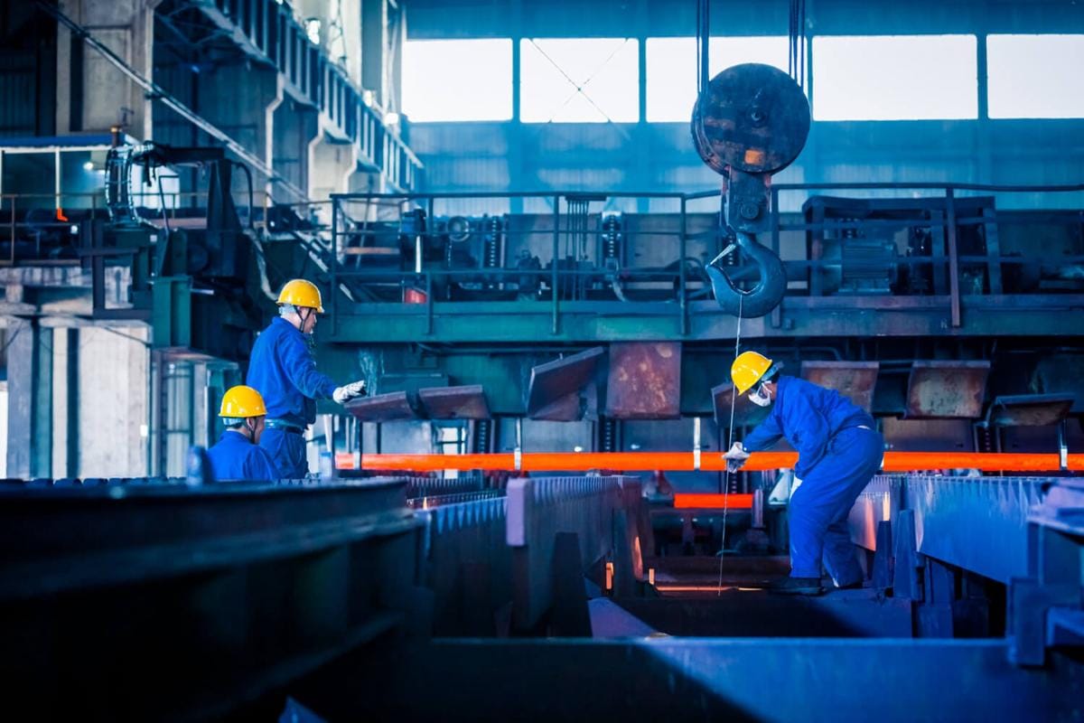 Manufaktur Indonesia Masuk Zona Kontraksi, Produksi Menurun