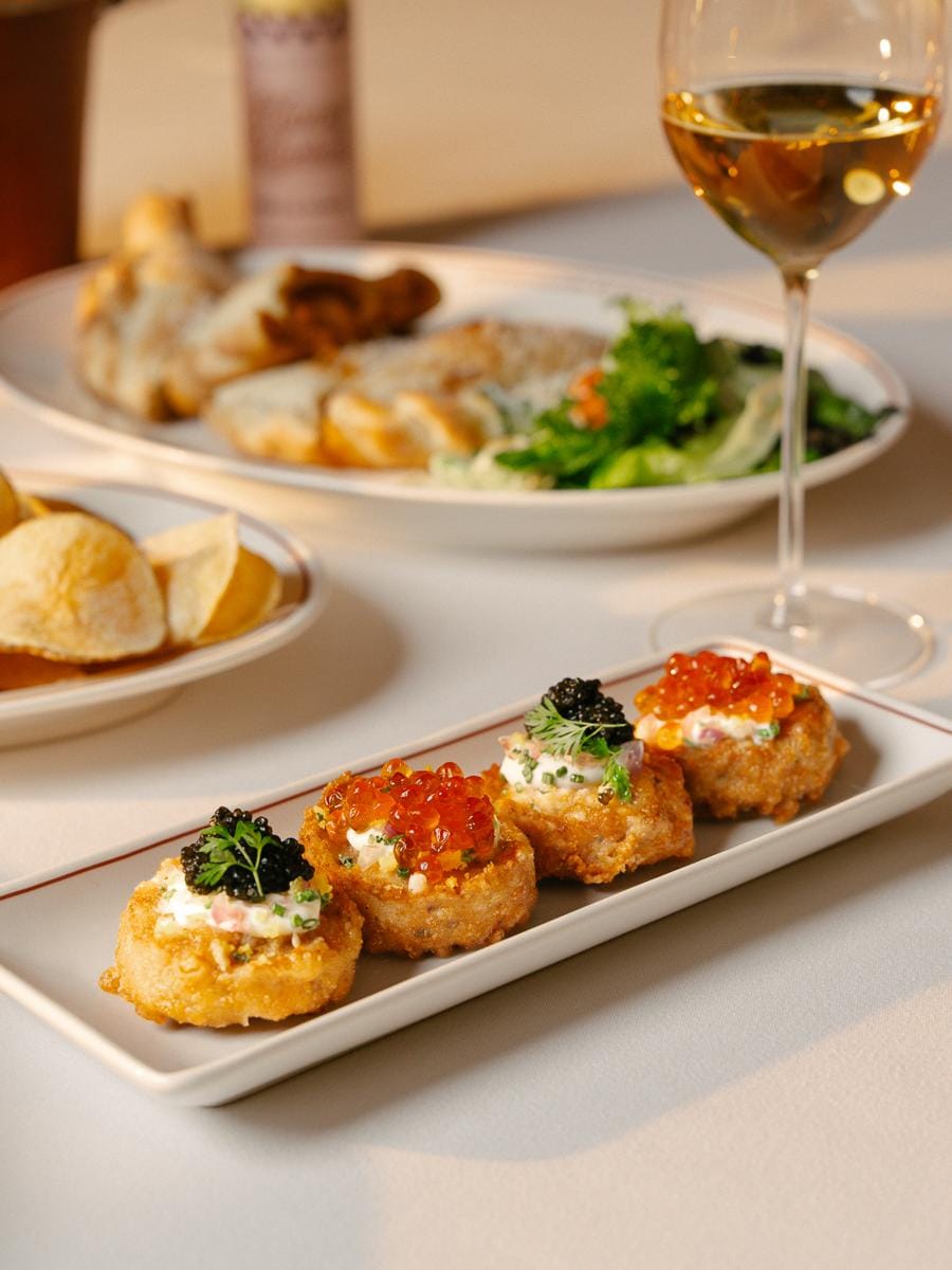 The Coach Restaurant Bawa Identitas New York lewat Menu Baru The City 