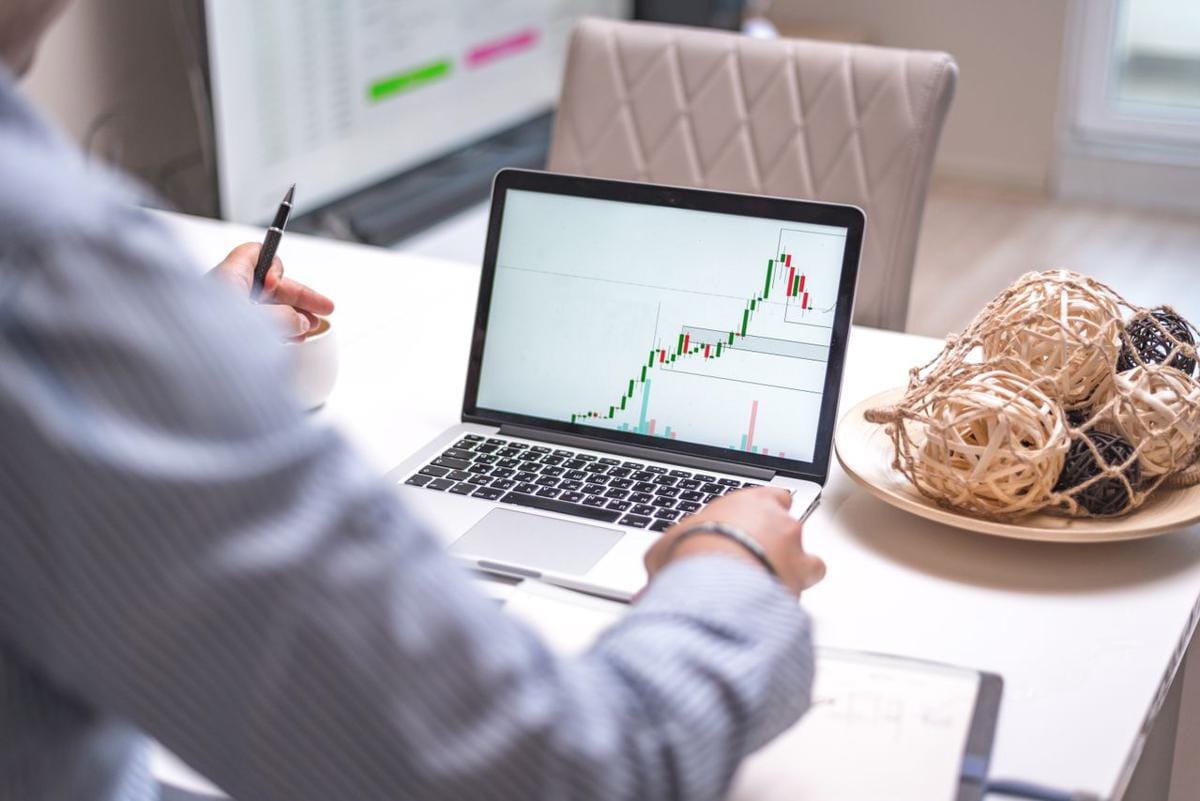 Apa Itu Top Gainer dan Top Loser dalam Saham? Begini Pengertiannya