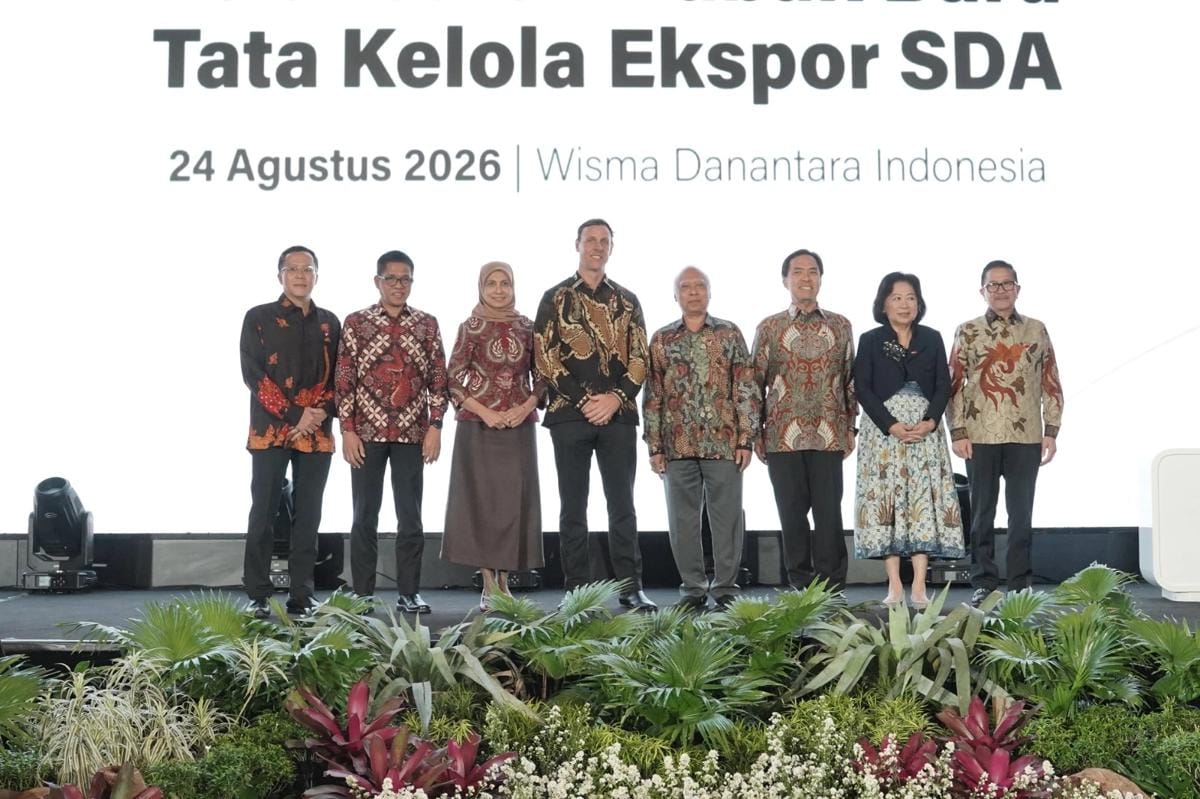 Susunan Direksi dan Komisaris PT DSI, Ada Mari Elka Pangestu