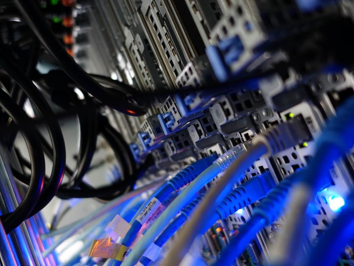 Pemerintah Siapkan Draf Perpres Pemerataan Data Center ke Indonesia Timur