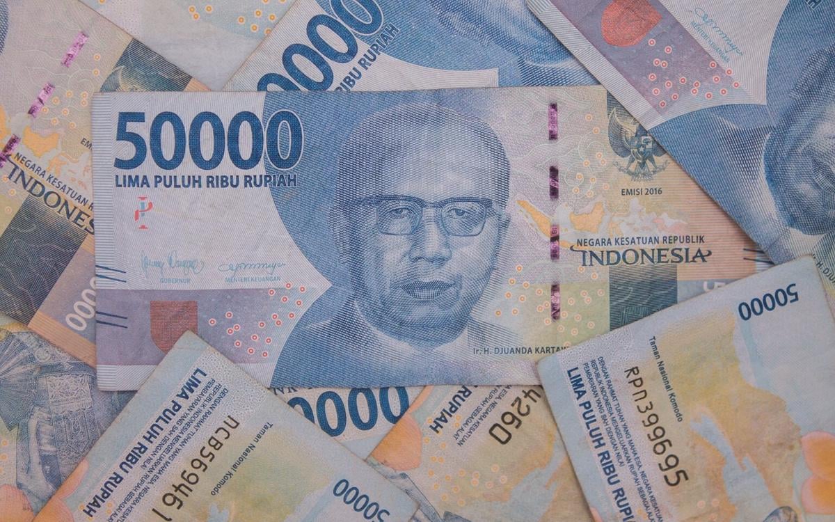 DEN Soroti Risiko Tekanan Rupiah Bila BI Tak Naikkan Suku Bunga